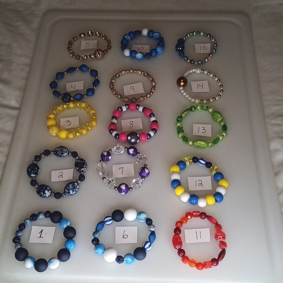 Women and girl bracelets - Picture 1 of 2